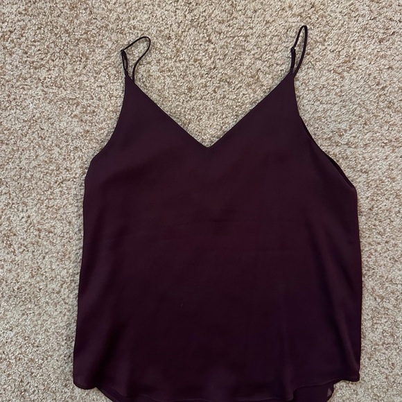 Express Tank Top - Picture 2 of 3